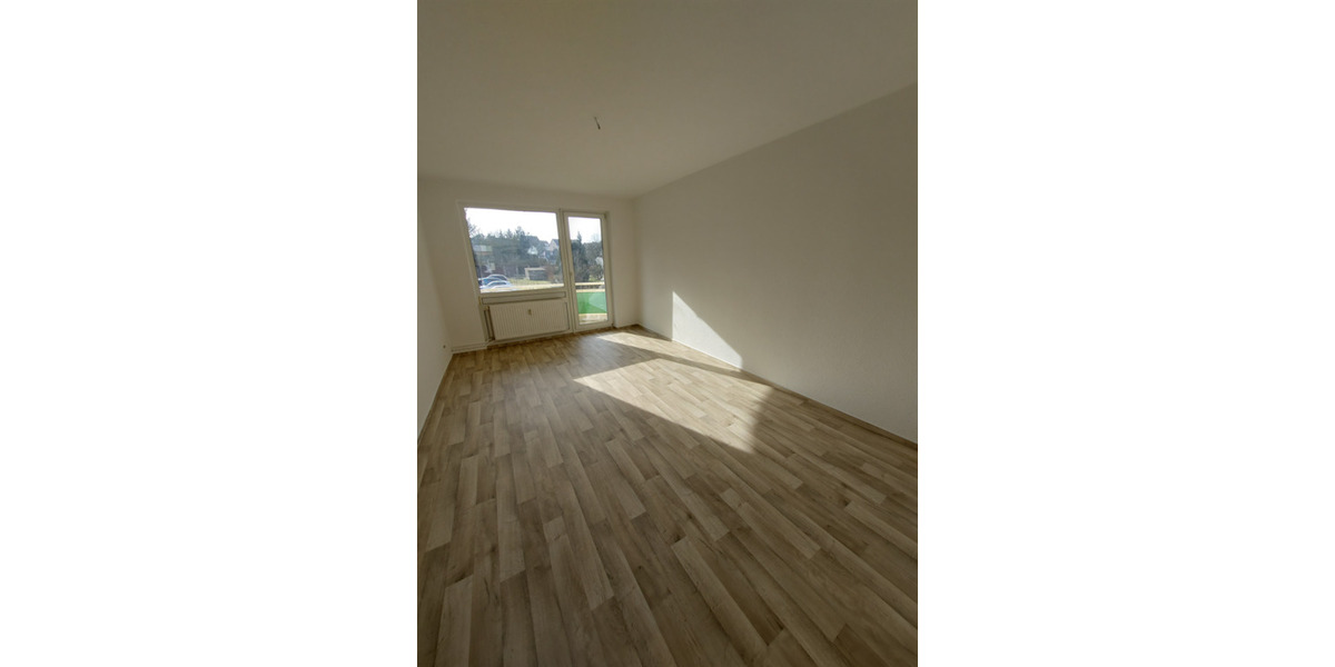 Etagenwohnung Neustrelitz - 3 Zimmer, 59 m&sup2;, 504&euro; | Angebot:25130514