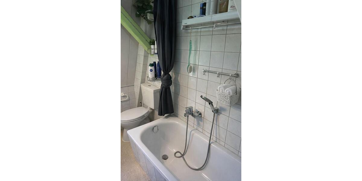 Dachgeschoßwohnung Friedland - 4 Zimmer, 108 m&sup2;, 500&euro; | Angebot:25934622