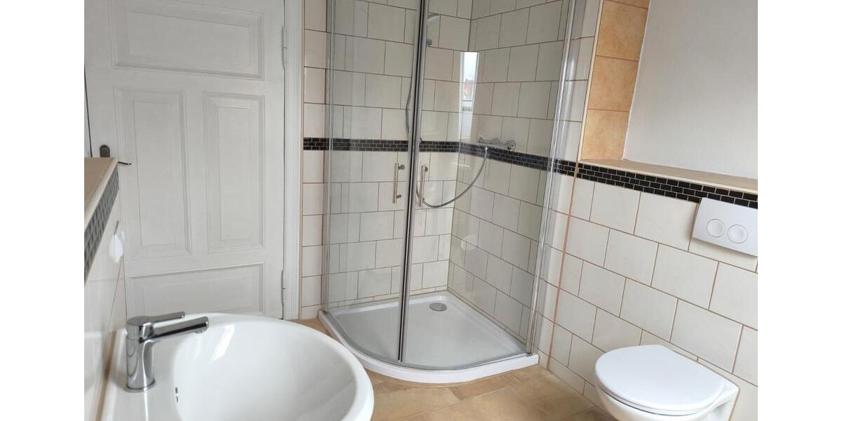 Etagenwohnung Neustrelitz - 2 Zimmer, 78 m&sup2;, 630&euro; | Angebot:25875151