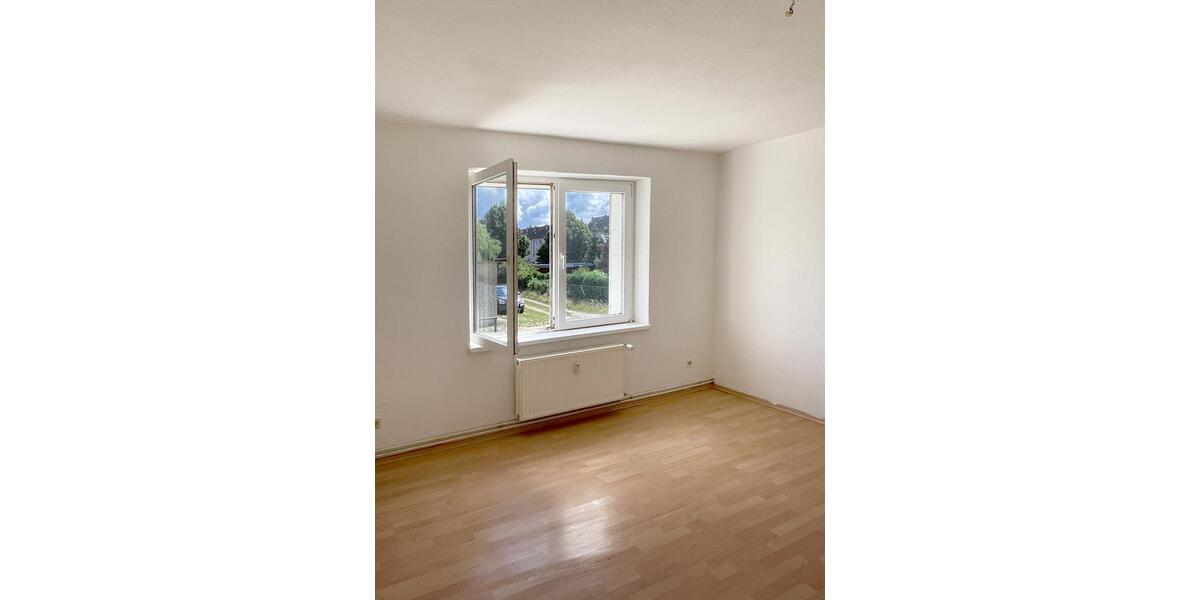 Etagenwohnung Möllenhagen - 1 Zimmer, 33 m&sup2;, 196&euro; | Angebot:24749003