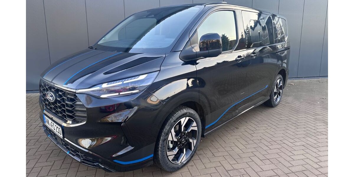 Ford Tourneo Custom 4.000 km 52.990 &euro; Neubrandenburg 17036