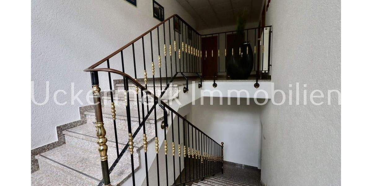 Mehrfamilienhaus, Wohnhaus Neustrelitz - 6 Zimmer, 152 m&sup2;, 699.000&euro; | Angebot:25851551