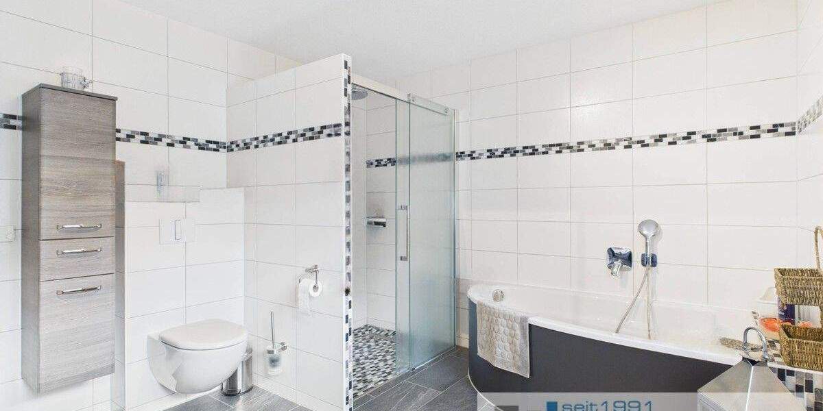 Doppelhaushälfte Hohenmocker - 4 Zimmer, 148 m&sup2;, 230.000&euro; | Angebot:25769307
