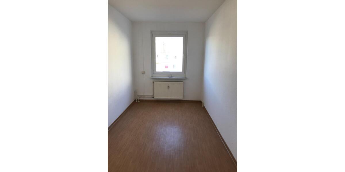 Etagenwohnung Neubrandenburg - 3 Zimmer, 62 m&sup2;, 320&euro; | Angebot:18970918