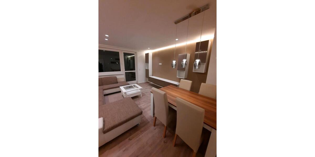 Erdgeschoßwohnung Neustrelitz - 3 Zimmer, 61 m&sup2;, 1.210&euro; | Angebot:20680865