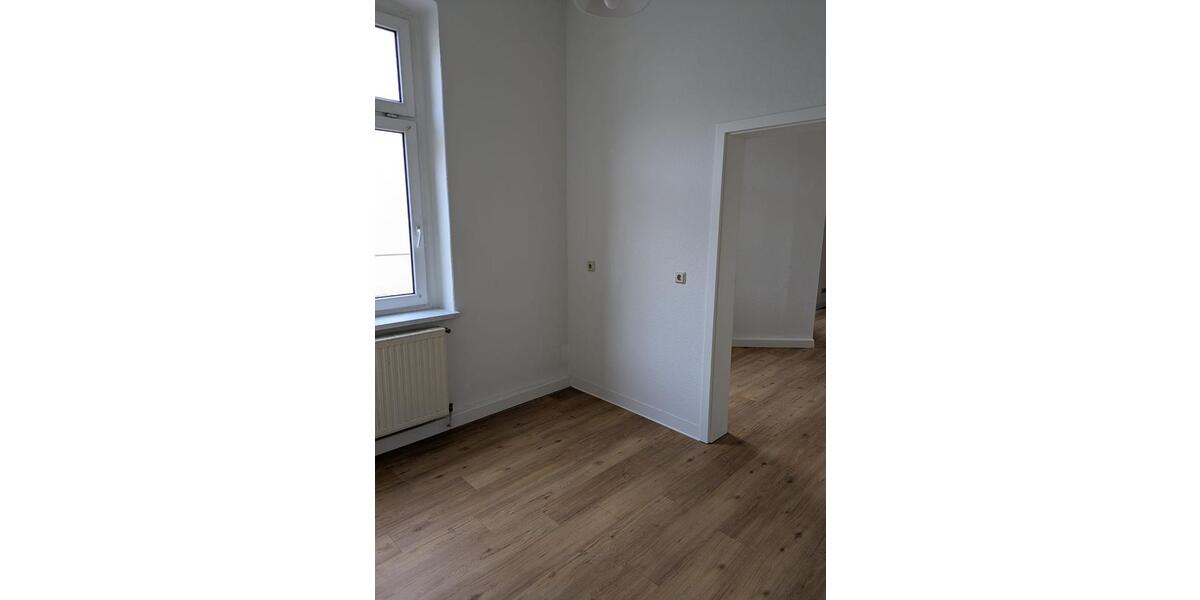 Erdgeschoßwohnung Neustrelitz - 2 Zimmer, 51 m&sup2;, 390&euro; | Angebot:25714378