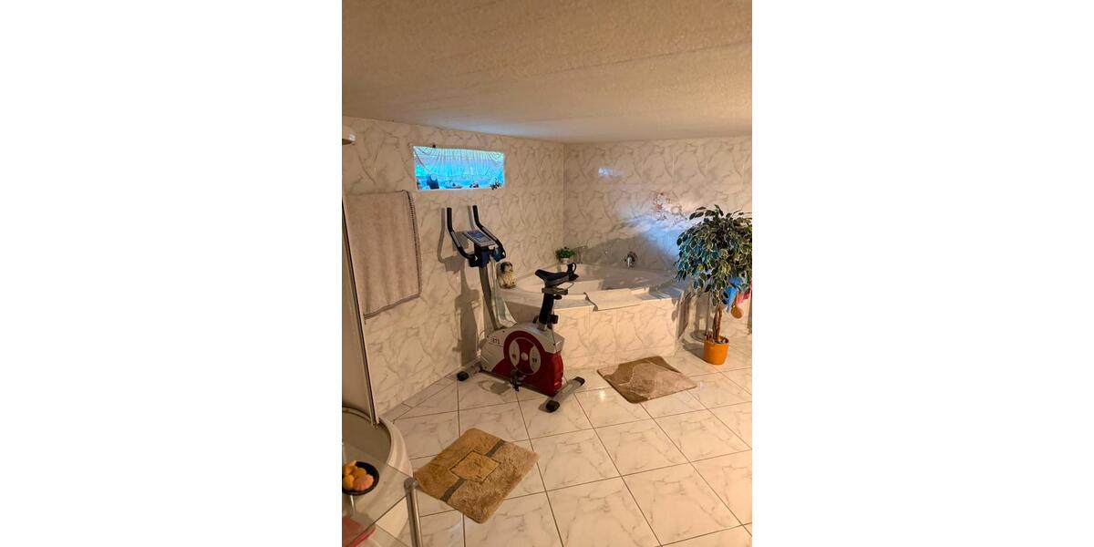 Doppelhaushälfte Neustrelitz - 5 Zimmer, 121 m&sup2;, 295.000&euro; | Angebot:27109941