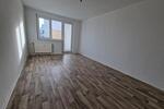 Etagenwohnung Neubrandenburg Carlshöhe - 3 Zimmer, 67 m&sup2;, 486&euro; | Angebot:23497388