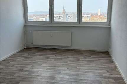 Wohnung Neubrandenburg Katharinenviertel - 1 Zimmer, 24 m&sup2;, 240&euro; | Angebot:25995974