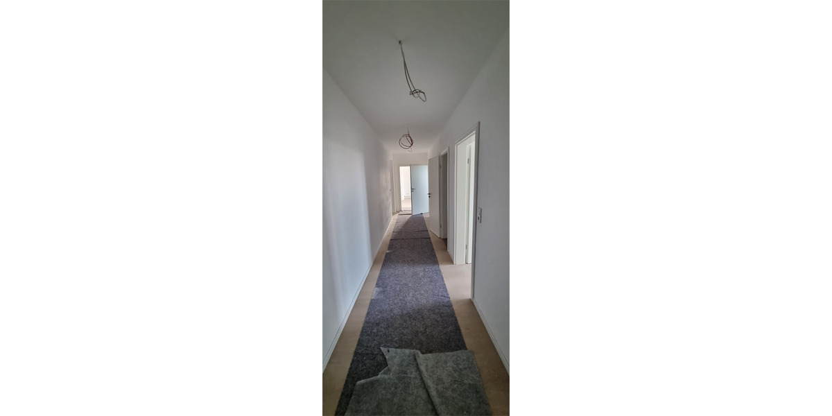 Etagenwohnung Neustrelitz - 4 Zimmer, 110 m&sup2;, 1.098&euro; | Angebot:23225600