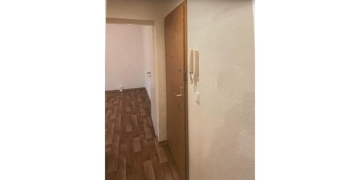 Etagenwohnung Neubrandenburg Carlshöhe - 2 Zimmer, 41 m&sup2;, 246&euro; | Angebot:26638606