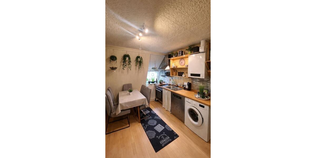 Dachgeschoßwohnung Friedland - 4 Zimmer, 108 m&sup2;, 500&euro; | Angebot:25934622