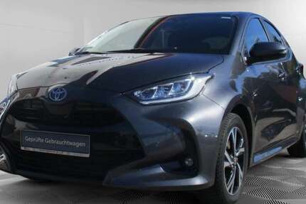 Toyota Yaris 19.800 km 22.980 &euro; Neubrandenburg 17034