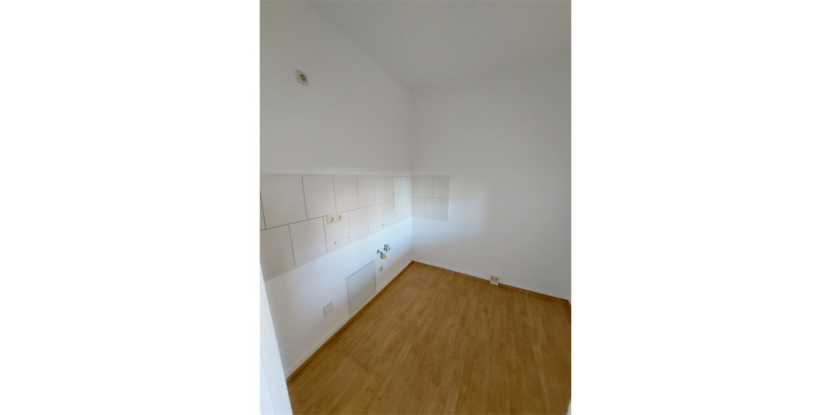Etagenwohnung Neustrelitz - 3 Zimmer, 62 m&sup2;, 403&euro; | Angebot:22896741