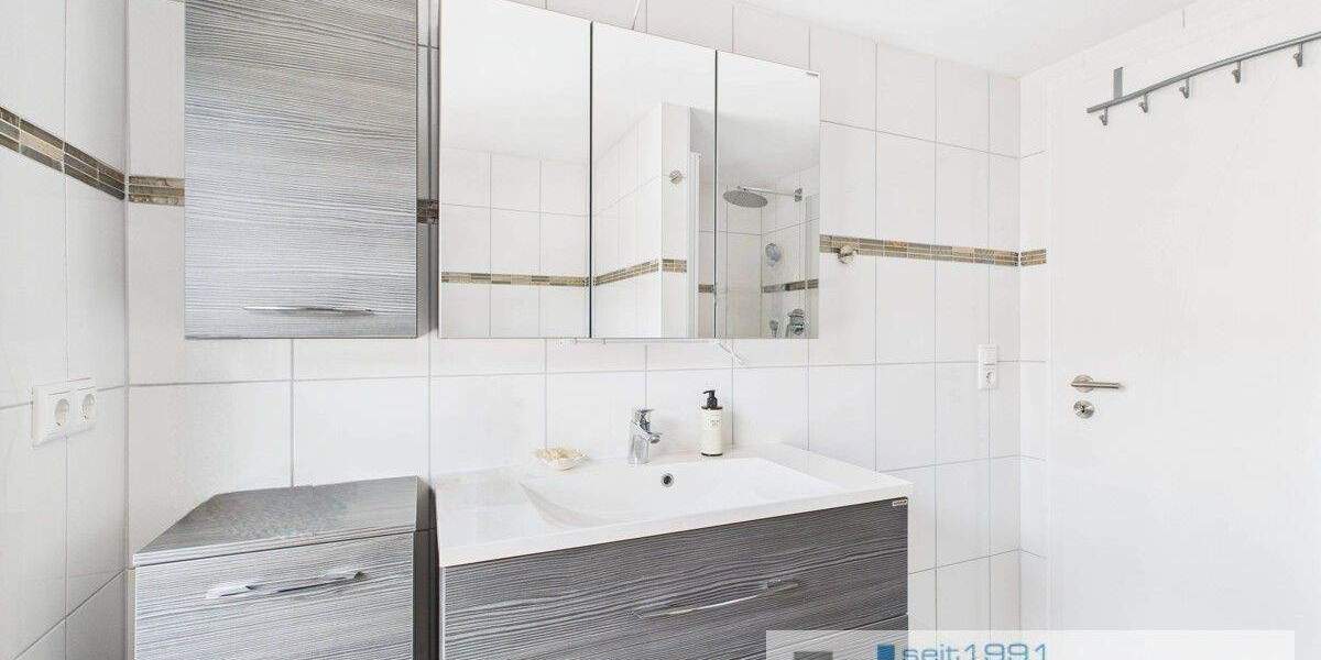 Doppelhaushälfte Hohenmocker - 4 Zimmer, 148 m&sup2;, 230.000&euro; | Angebot:25769307