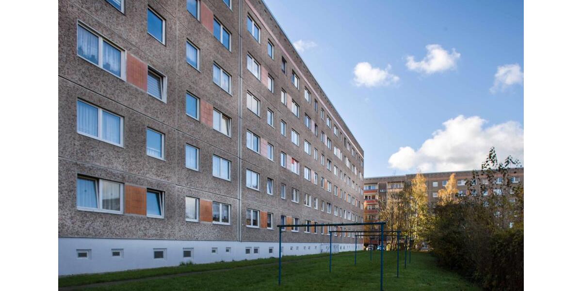 Etagenwohnung Neubrandenburg Datzeberg - 3 Zimmer, 63 m&sup2;, 314&euro; | Angebot:25219749