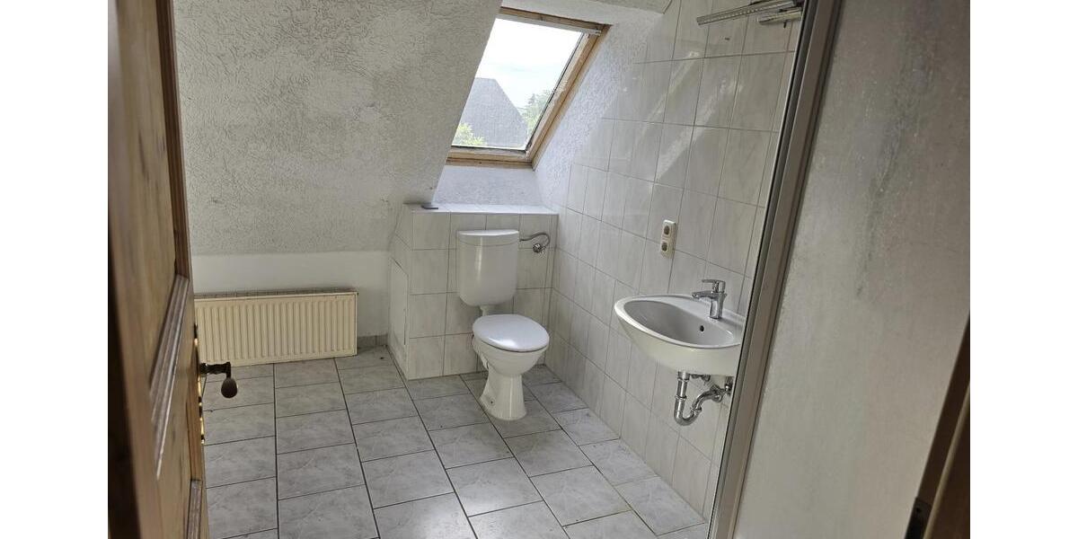 Einfamilienhaus Friedland - 7 Zimmer, 189 m&sup2;, 170.000&euro; | Angebot:26960560