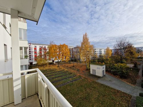 Etagenwohnung Neubrandenburg Carlshöhe - 3 Zimmer, 67 m&sup2;, 486&euro; | Angebot:23497388