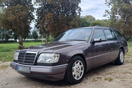 Mercedes-Benz E 280 317.000 km 4.600 &euro; Friedland 17098