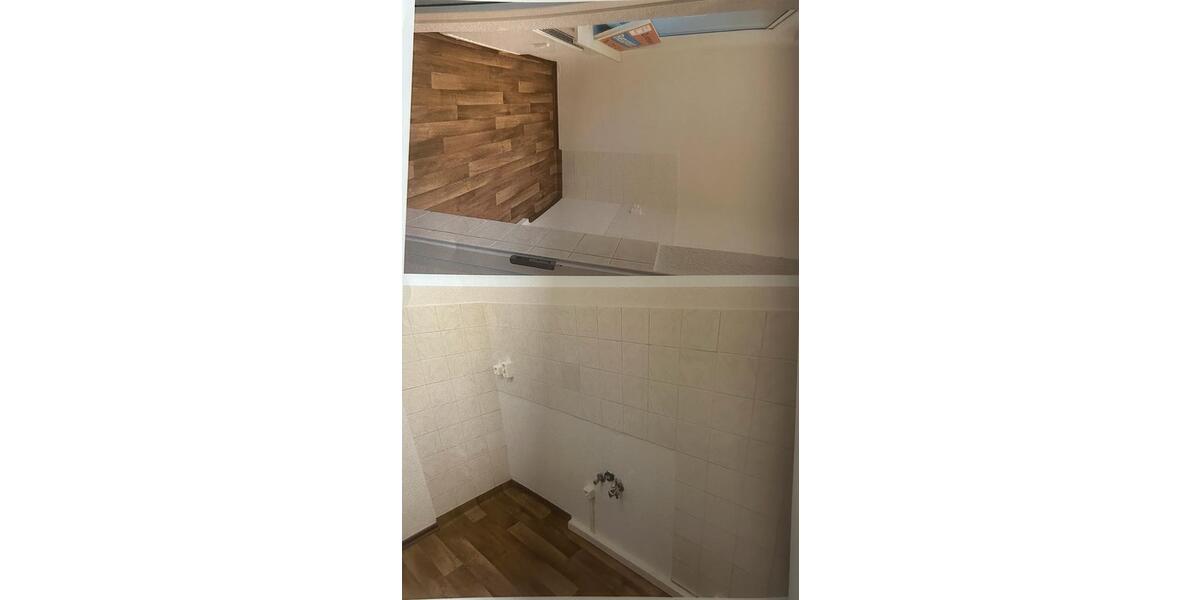 Etagenwohnung Neubrandenburg Carlshöhe - 2 Zimmer, 41 m&sup2;, 246&euro; | Angebot:26638606