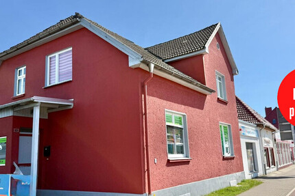 HORN IMMOBILIEN++ Neubrandenburg, Wohn- und Geschäftshaus in guter Lage, mit Keller und Stellplatz - Haus Neubrandenburg | Angebot:23565895