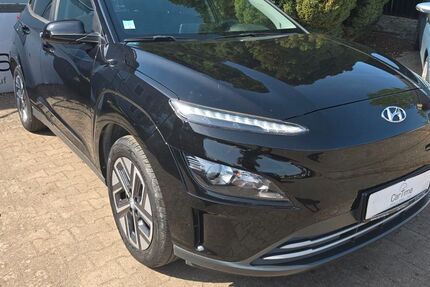 Hyundai KONA Elektro 26.000 km 17.990 &euro; Neubrandenburg 17036