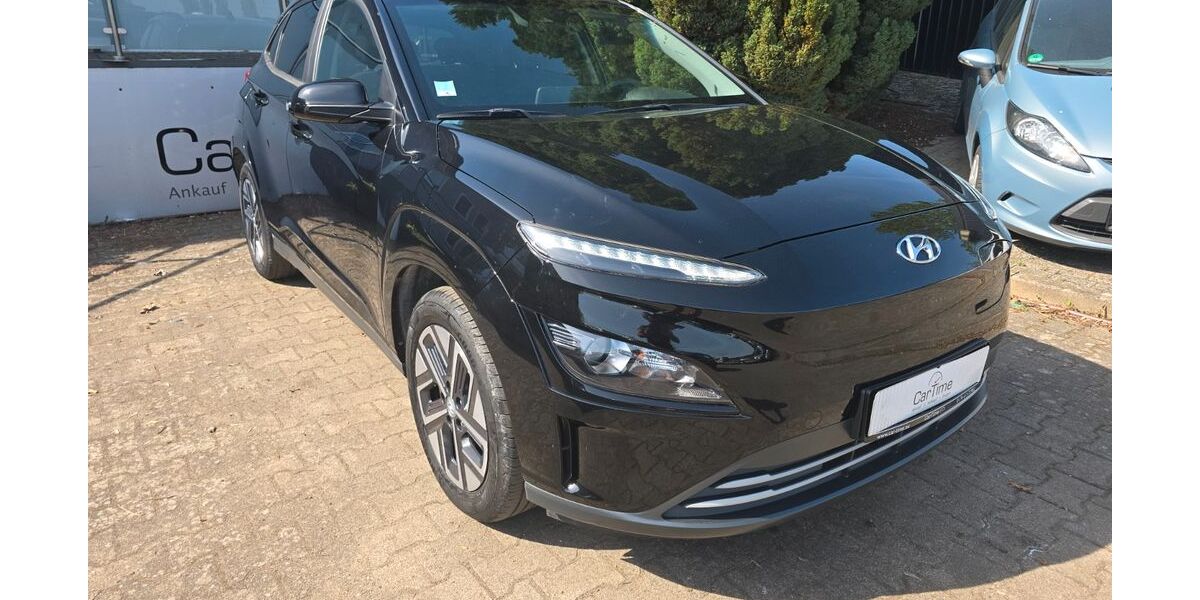 Hyundai KONA Elektro 26.000 km 17.990 &euro; Neubrandenburg 17036