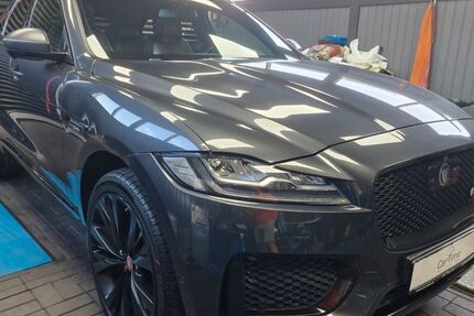 Jaguar F-Pace 162.000 km 21.990 &euro; Neubrandenburg 17036