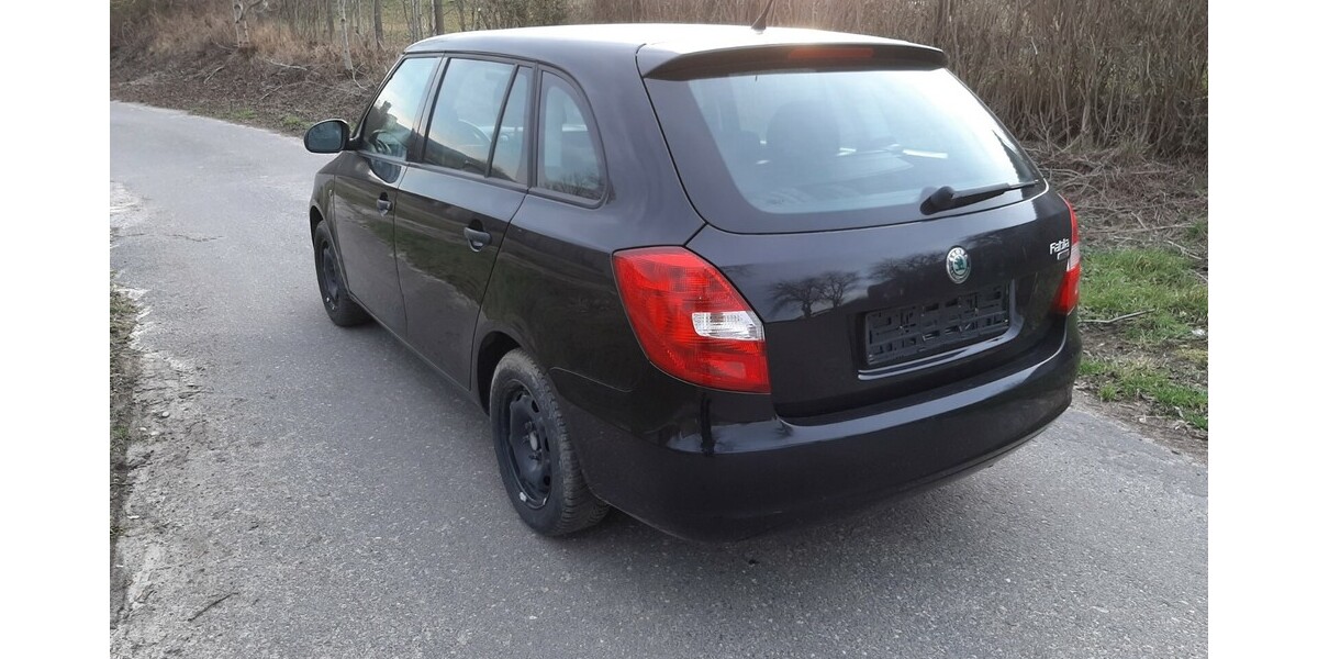 Skoda Fabia Kombi 149.759 km 4.990 &euro; Neubrandenburg 17033