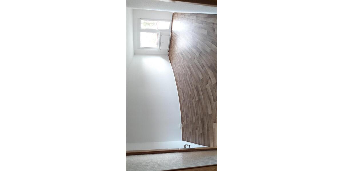 Etagenwohnung Neustrelitz - 3 Zimmer, 60 m&sup2;, 511&euro; | Angebot:23147026