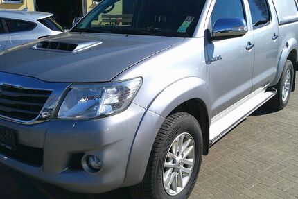 Toyota Hilux 227.000 km 17.999 &euro; Neddemin 17039
