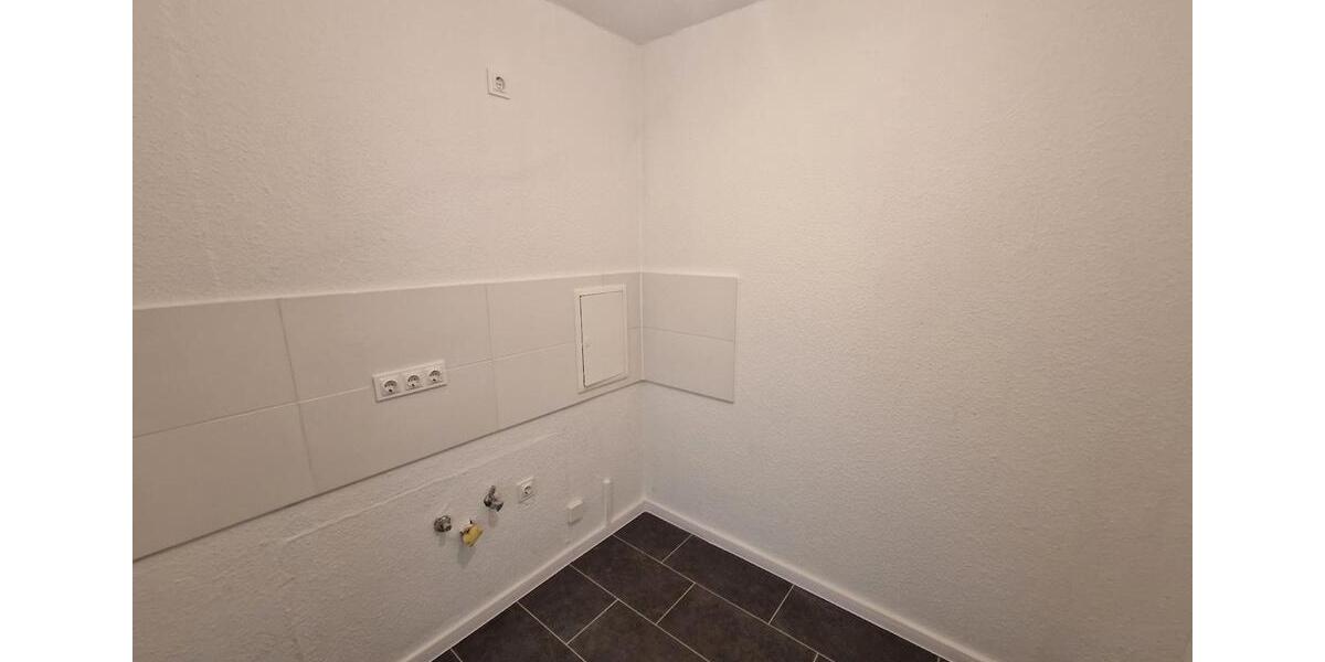 Etagenwohnung Neubrandenburg Datzeberg - 2 Zimmer, 41 m&sup2;, 282&euro; | Angebot:25342947