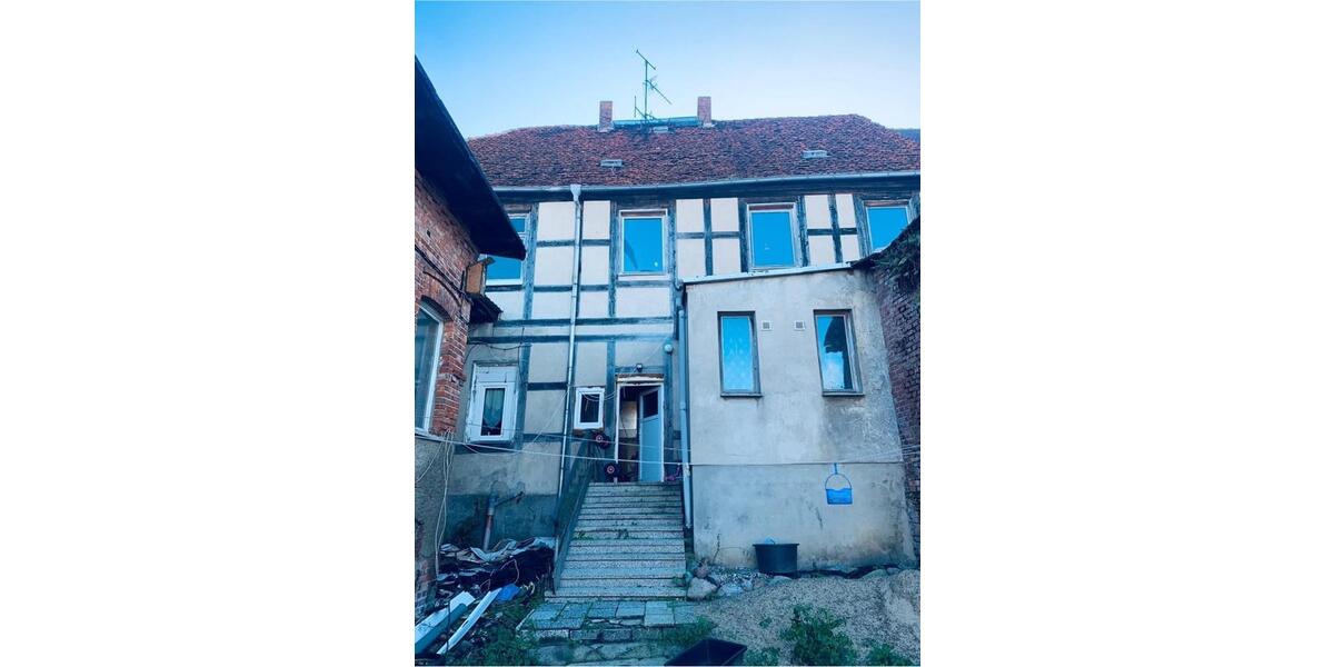 Mehrfamilienhaus, Wohnhaus Altentreptow - 8 Zimmer, 270 m&sup2;, 45.000&euro; | Angebot:25873253