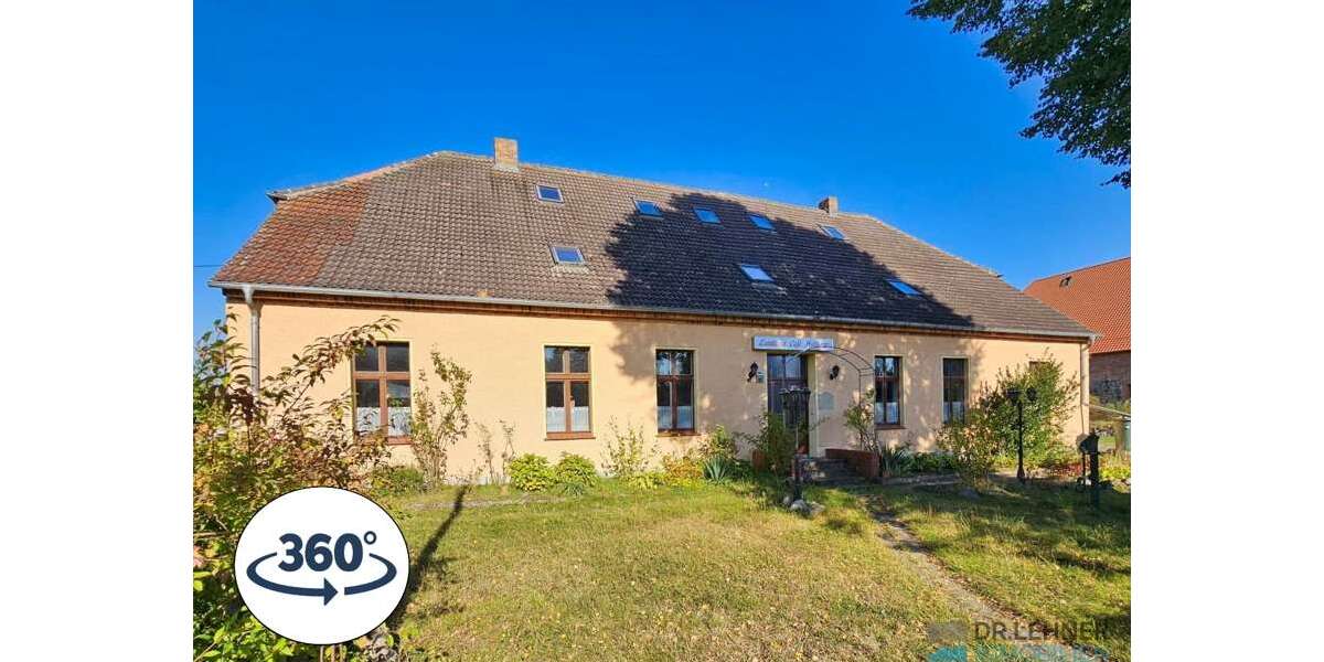 Einfamilienhaus Blumenholz - 9 Zimmer, 450 m&sup2;, 165.000&euro; | Angebot:25869775