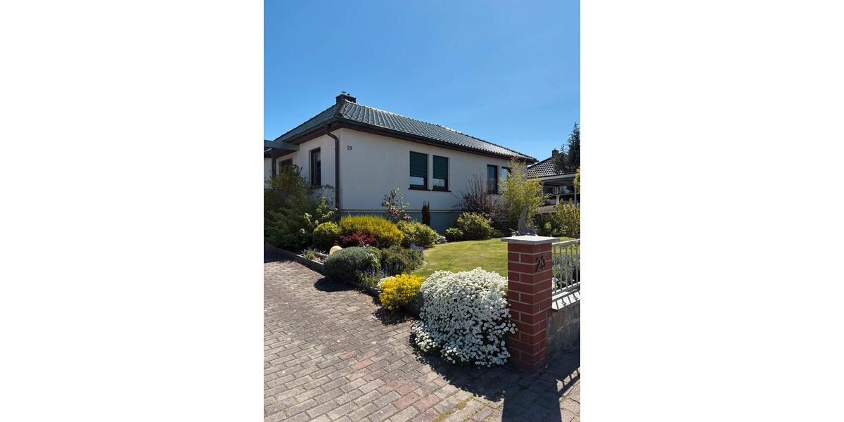 Einfamilienhaus Friedland - 4 Zimmer, 100 m&sup2;, 255.000&euro; | Angebot:25049495