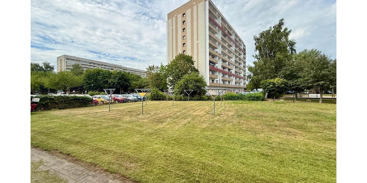 HORN IMMOBILIEN++ RESERVIERT! Neubrandenburg, 3-Raum Eigentumswohnung im EG mit Einbauküche und Balkonverglasung - Erdgeschoßwohnung Neubrandenburg | Angebot:27007629
