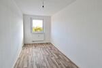 Etagenwohnung Neubrandenburg Carlshöhe - 4 Zimmer, 73 m&sup2;, 471&euro; | Angebot:25750668