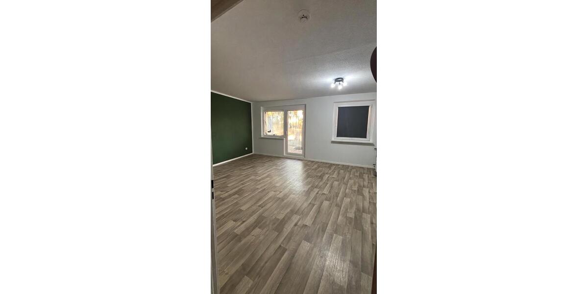 Etagenwohnung Neubrandenburg Datzeberg - 4 Zimmer, 89 m&sup2;, 703&euro; | Angebot:27640796