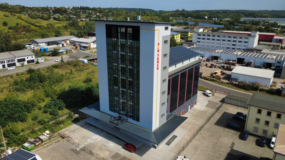 Gewerbeobjekt Neubrandenburg Datzeberg - 3&euro; | Angebot:22985373