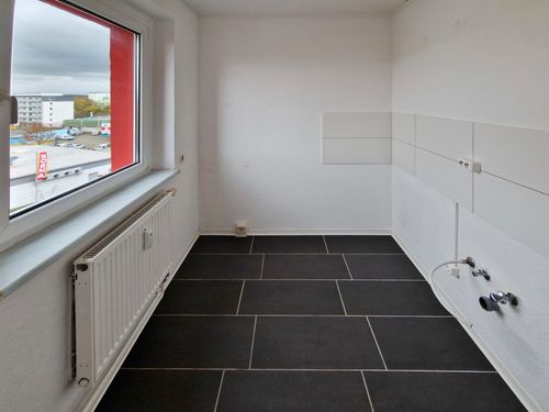 Etagenwohnung Neubrandenburg Carlshöhe - 1 Zimmer, 26 m&sup2;, 232&euro; | Angebot:25960223