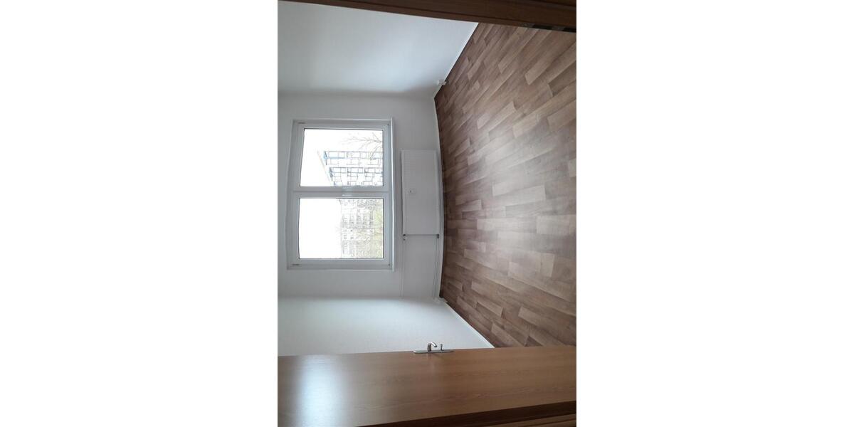 Etagenwohnung Neustrelitz - 3 Zimmer, 60 m&sup2;, 511&euro; | Angebot:23147026