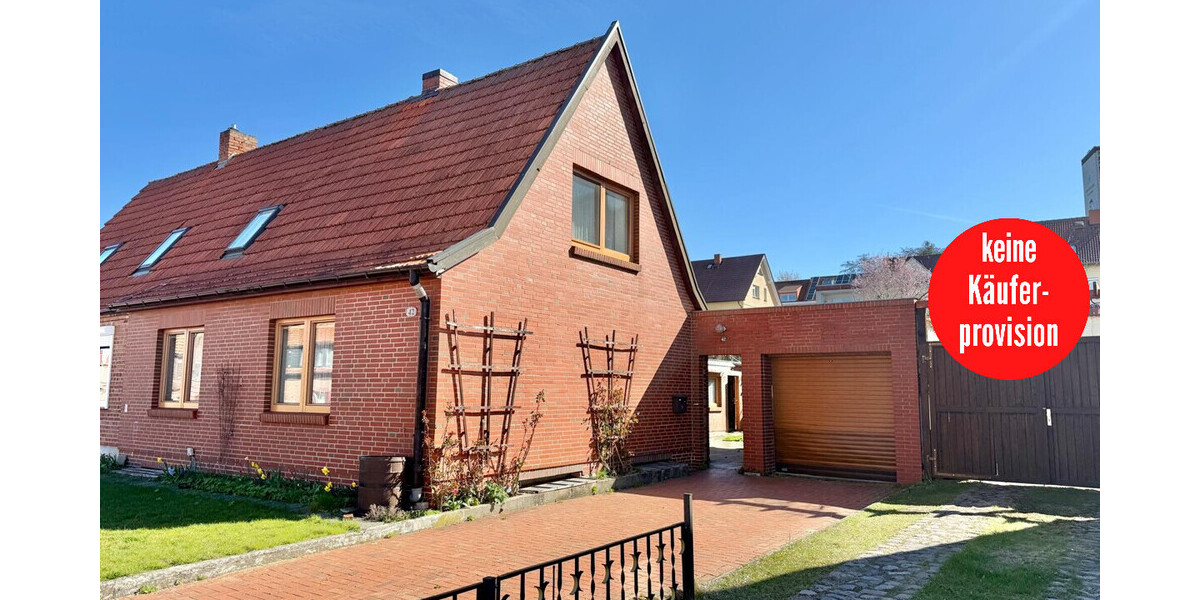 HORN IMMOBILIEN++ Neubrandenburg, Doppelhaushälfte mit Keller, Garage und Nebengelass - Doppelhaushälfte Neubrandenburg Datzeberg | Angebot:26443281