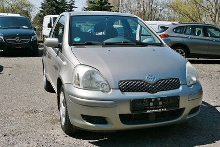 Toyota Yaris 77.000 km 2.990 &euro; Sponholz bei Neubrandenburg 17039