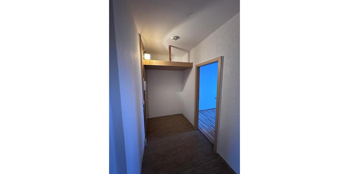 Etagenwohnung Neustrelitz - 3 Zimmer, 62 m&sup2;, 360&euro; | Angebot:25177355