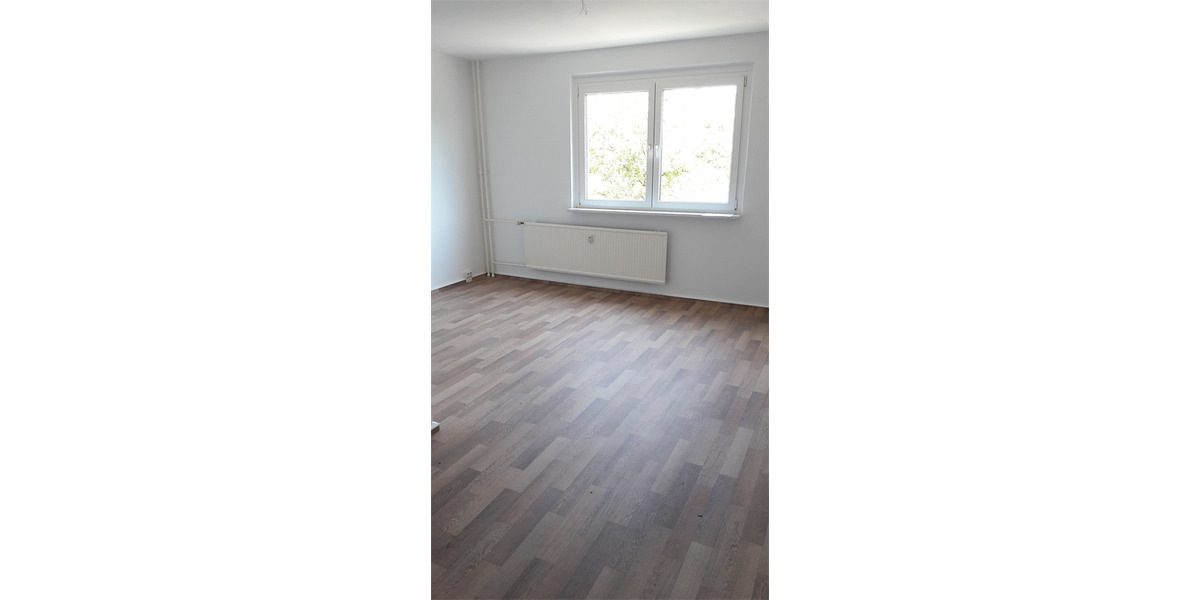 Etagenwohnung Neustrelitz - 3 Zimmer, 59 m&sup2;, 327&euro; | Angebot:25431918