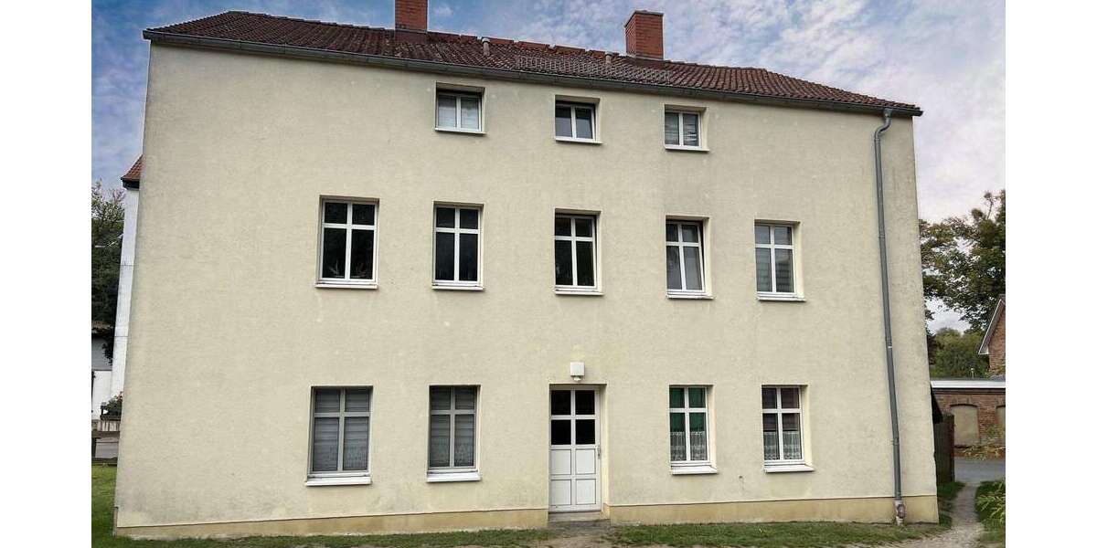 Einfamilienhaus Burg Stargard - 12 Zimmer, 255 m&sup2;, 275.000&euro; | Angebot:27707832
