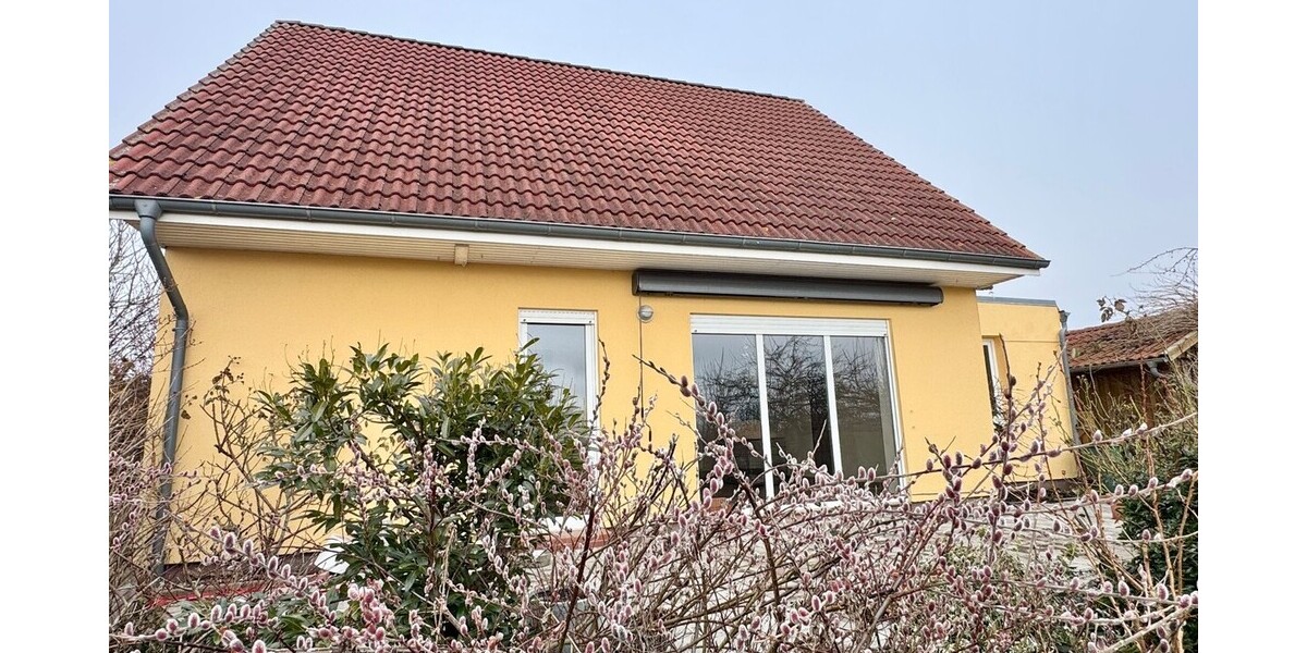 HORN IMMOBILIEN ++ Einfamilienhaus in Randlage mit tollem Weitblick in Kaluberhof, 14 km bis NB - Einfamilienhaus Groß Teetzleben / Kaluberhof Kaluberhof | Angebot:24221358