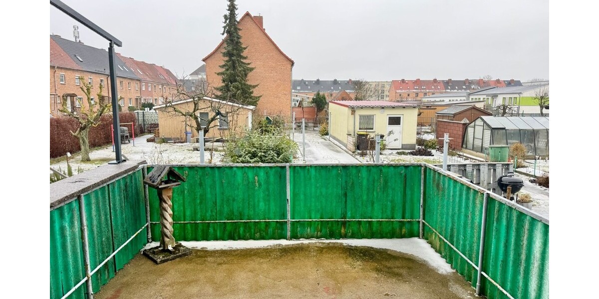 HORN IMMOBILIEN ++ Neubrandenburg Vogelviertel, gepflegtes Reihenmittelhaus mit Garage und Terrasse - Reihenmittelhaus Neubrandenburg Datzeberg | Angebot:24980042