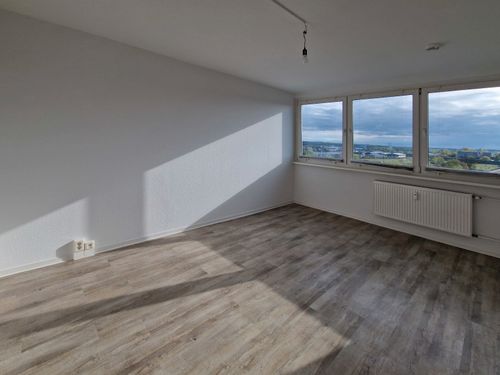 Etagenwohnung Neubrandenburg - 1 Zimmer, 24 m&sup2;, 265&euro; | Angebot:25750670