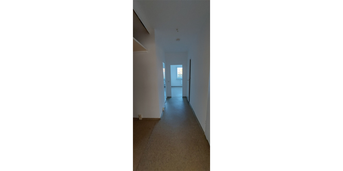 Etagenwohnung Neustrelitz - 3 Zimmer, 63 m&sup2;, 346&euro; | Angebot:25350738